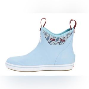 Women’s Salmon Sisters Xtratuf 6” ankle boot in mermaid blue